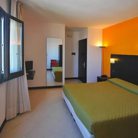 Faro Bed and breakfast 4*