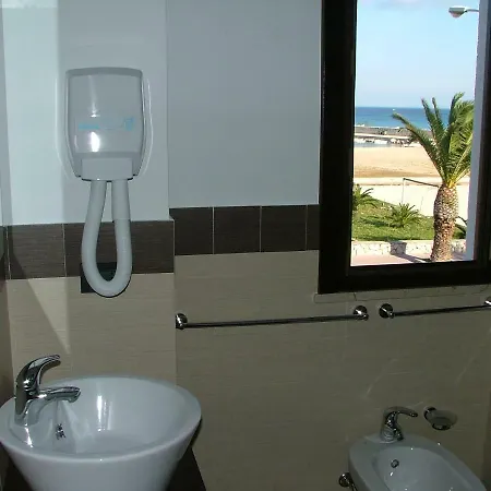 Faro Bed & Breakfast *